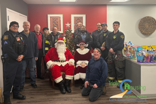 🎄 Santa Event at Truman Brings Holiday Magic to Edison 🎅🚓🚒